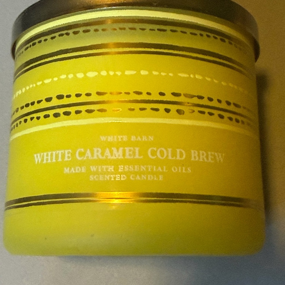 White Barn Bright Yellow Candle